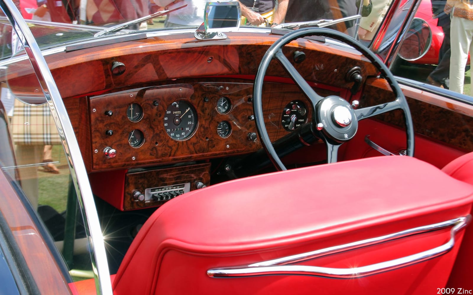 The red leather interior and dashboard of a 1947 Silver Wraith Inskip cabriolet