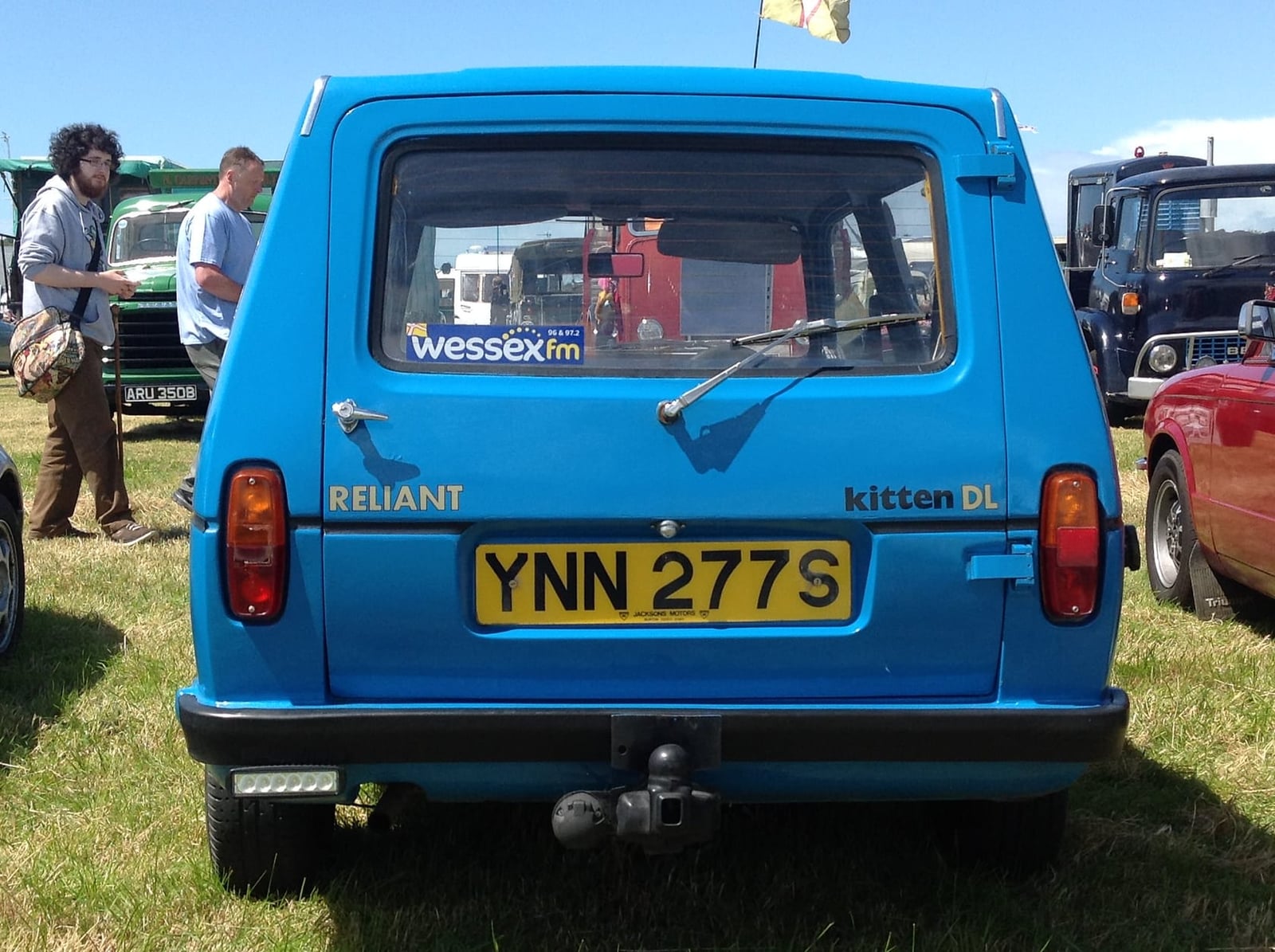 The rear of a blue 1977 Reliant Kitten DL van, UK registration YNN 277S