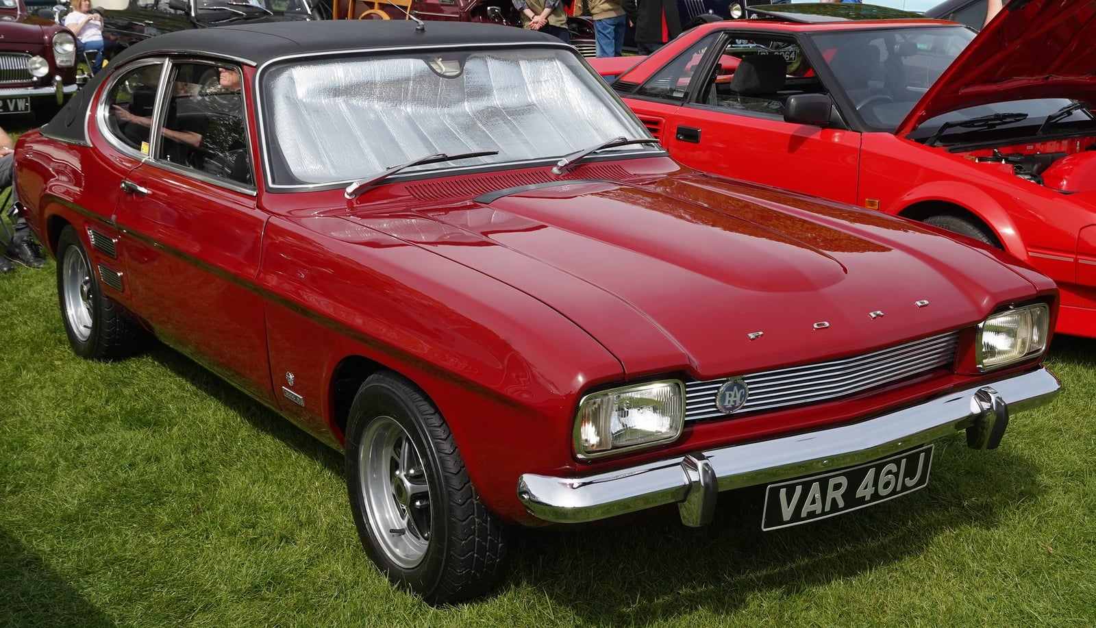 A red Ford Capri 3.0 GT, front three-quarter view
